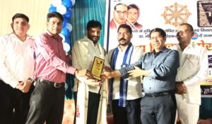 बाबा साहेब के संघर्षमय जीवन पर विस्तार से डाला प्रकाश माता रमाबाई महिला मित्र मंडल ने धूमधाम से मनायी डॉ.अंबेडकर की जयंती