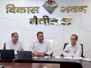 योजनाओं की ऑनलाइन मॉनिटरिंग एवं डिजिटल कार्य योजना भी सुनिश्चित करें -सीडीओ