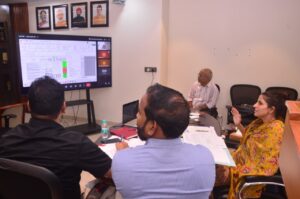 निर्धारित समय-सीमा में गुणवत्ता के साथ पूरे होंगे सभी निर्माण कार्य मेलाधिकारी सोनिका पांच नए पुलों की गुणवत्ता की जांच आईआईटी रुड़की से कराई जाएगी